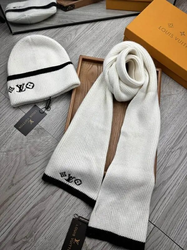 louis vuitton lv hat and echapres set s_12555621